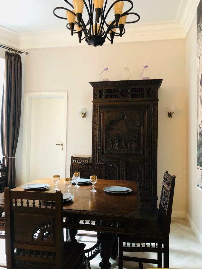 Vip Apartment History ลวีฟ ภายนอก รูปภาพ