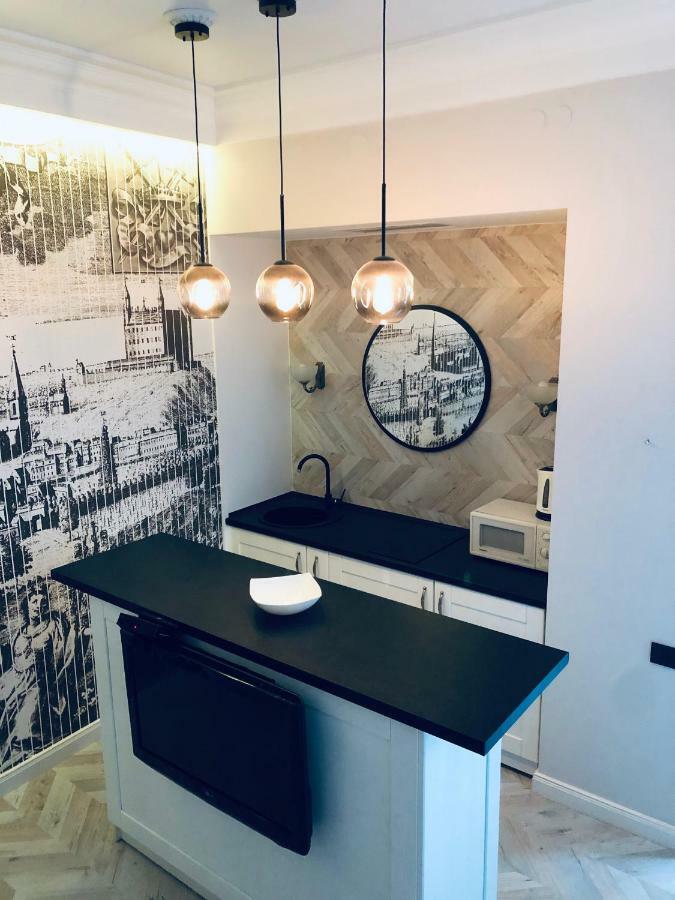 Vip Apartment History ลวีฟ ภายนอก รูปภาพ
